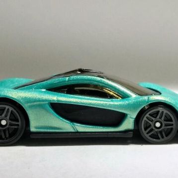 Hot Wheels GHC36 Exotics McLaren P1 Oyuncak Araba