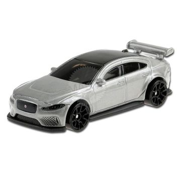 Hot Wheels GHF47 Nightburnerz Jaguar XE SV Project 8 Oyuncak Araba