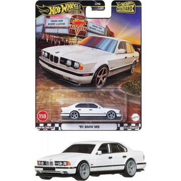 Hot Wheels GJT68 979W JBL24 Boulevard Bmw M5