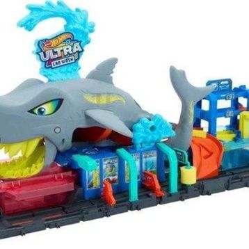 Hot Wheels HTN82 Muhteşem Köpek Balığı Araba Yıkama Oyun Seti