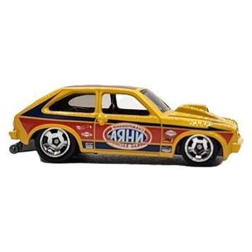 Hot Wheels HYX43 76 Chevy Chevette Tekli Araba