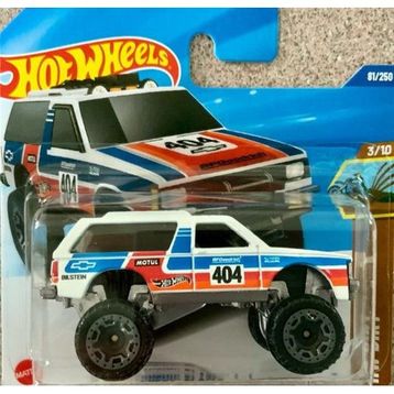 Hot Wheels Tekli Arabalar HYX25 4x4 Chevy Blazer Oyuncak Araba
