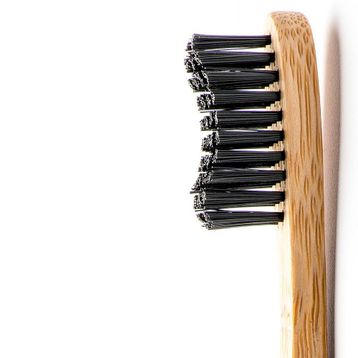 Humble Brush Soft Siyah Diş Fırçası
