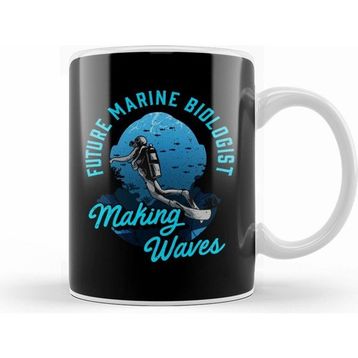 Humuts Cute Future Marine Biologist Making Waves Pun Kupa Bardak