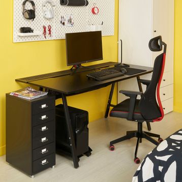 IKEA 39440772 Siyah Utespelare Matchspel Siyah Oyuncu Masası ve Sandalyesi