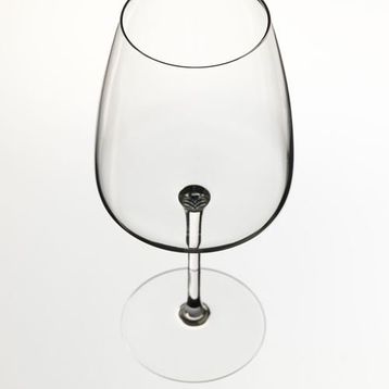 IKEA Dyrgrıp Saydam Cam 58 cl Kırmızı Şarap Kadehi