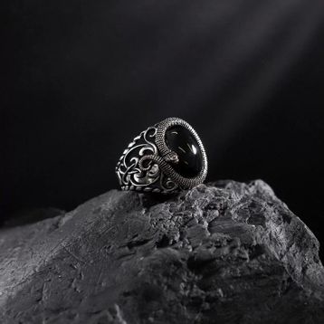 İpek Silver Siyah Oniks Taşlı Yılan Motifli 925 Ayar Gümüş Erkek Yüzük