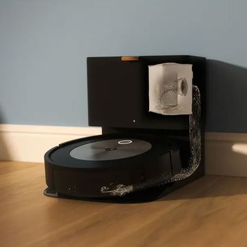 iRobot Roomba j5+ Robot Süpürge