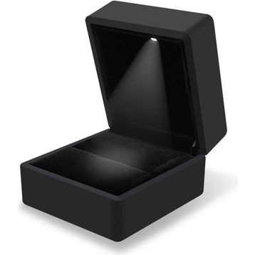 Işıklı Siyah Yüzük Kutusu