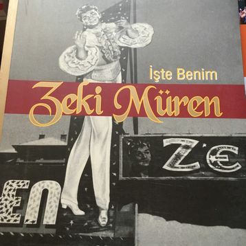 İşte Benim Zeki Müren - Derya Bengi