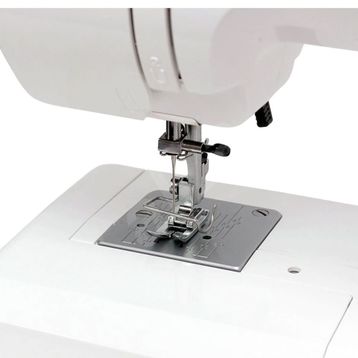 Janome J15 Dikiş Makinesi