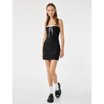 Kalp Yaka Kolsuz Fiyonklu Slim Fit Bodycon Mini Elbise