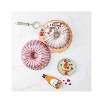 Karaca Cake Pro Dilimli Pembe Döküm Kek Kalıbı