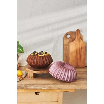 Karaca Cake Pro Dilimli Pembe Döküm Kek Kalıbı