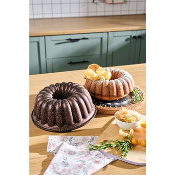 Karaca Cake Pro Lina Kahverengi 25,5 cm Döküm Kek Kalıbı