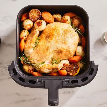 Karaca Gourmet 9 lt Smart Screen Geniş Hazne Inox Airfryer