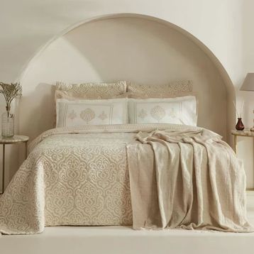 Karaca Home Helen 8 Parça Gold Çeyiz Seti