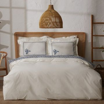 Karaca Home Lima Beyaz %100 Pamuk Çift Kişilik Nakışlı Nevresim Takımı
