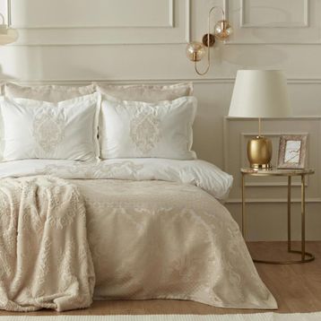 Karaca Home Tuğba Gold 8 Parça Private Çeyiz Seti