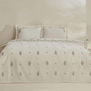 Karaca Home Vanes Mavi Çift Kişilik Nakışlı Nevresim Pike Takımı
