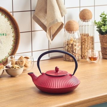 Karaca Japanese Teapot 800 ml Kırmızı Döküm Demlik