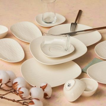Karaca Oyster Porselen 26 Parça 6 Kişilik Kahvaltı Takımı