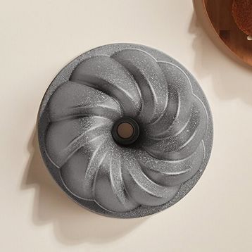 Karaca Polo 25 cm Antrasit Döküm Kek Kalıbı