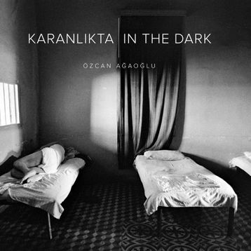 Karanlıkta - Özcan Ağaoğlu