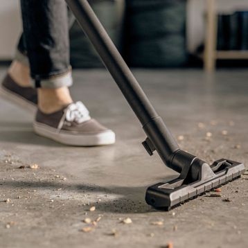Karcher KWD 1 W V-12/2/18 Islak Kuru Elektrikli Süpürge
