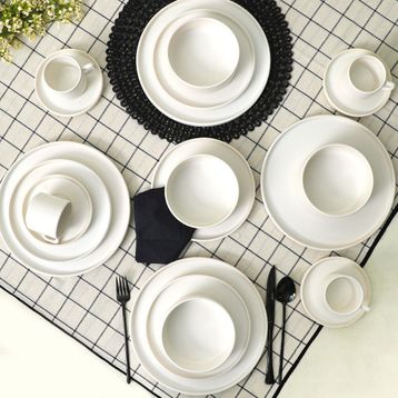 Keramika Mat Beyaz Stackable Yemek / Kahvaltı Takımı
