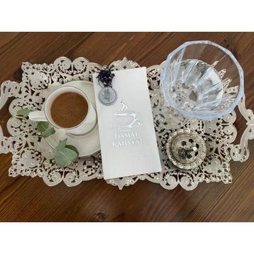 Kidspartim 1 Adet Gümüş Yaldızlı Beyaz Çiçekli Mühürlü Damat Kahvesi Garson Peçete