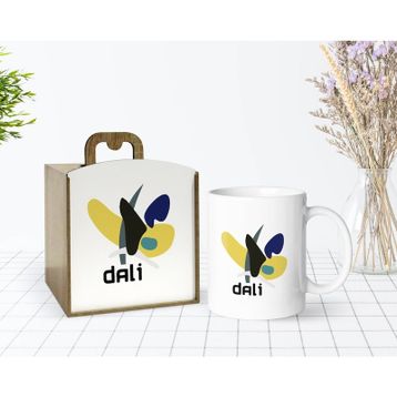 Kişiye Özel Ahşap Kutuda Dali Style Tasarımlı Beyaz Kupa Bardak
