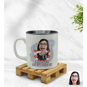 Kişiye Özel Dünyanın En İyi Annesi Karikatürlü İçi Siyah Renkli Model 1 Kupa