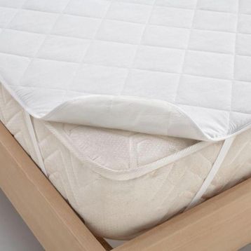 Komfort Home 70x140 Sıvı Geçirmez Kapitoneli Bebek Yatak Alez