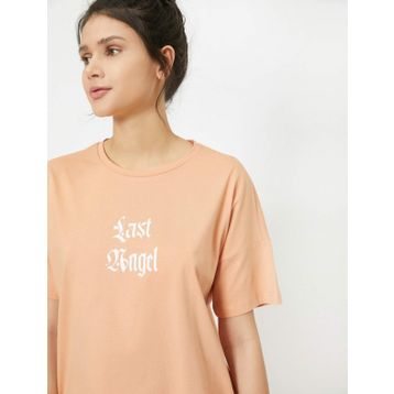 Koton 0YAL18340IK090 Bisiklet Yaka Kısa Kollu Yazılı Baskılı Kadın T-shirt