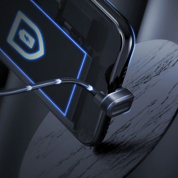 Kuulaa U-Shape Mobile Game iPhone 2 mt Siyah Oyuncu Şarj Kablosu