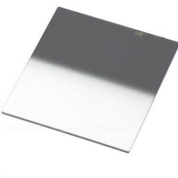 LEE Filters 100 x 150 mm Graduated ND 0.6 Filter - Hard