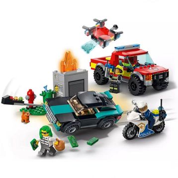 Lego City 60319 İtfaiye Kurtarma Operasyonu ve Polis Takibi