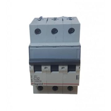 Legrand 3X32A C/4.5KA Otomatik Sigorta