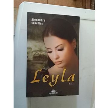 LEYLA - ALEXANDRA CAVELIUS