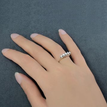Lilarote 0.22 ct Pırlanta Beştaş Yüzük