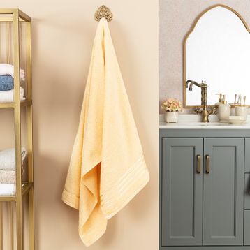 Madame Coco Maynor Bordürü Floşlu Banyo Havlusu