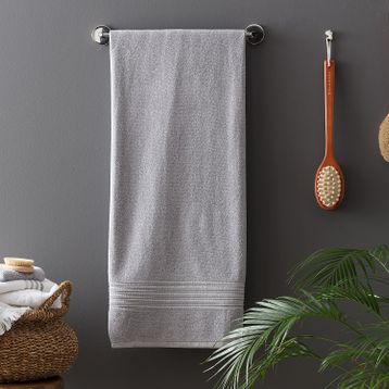 Madame Coco Stripe Armürlü Banyo Havlusu