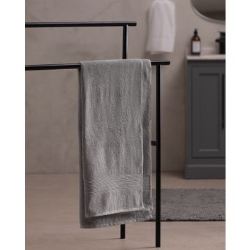 Madame Coco Stripe Armürlü Banyo Havlusu
