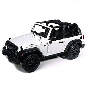 Maisto 1:18 2014 Jeep Wrangler Model Araba