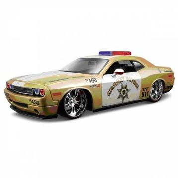 Maisto 1:24 Dodge Challenger Model Araba
