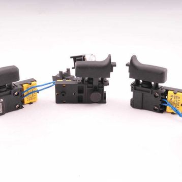 Makita HR-2470 Şalter