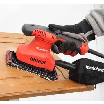 Maktec Eksantrik MT923 (240 W) Zımparalama Makinesi
