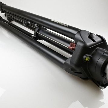 Manfrotto 058B Trıaut Tripod