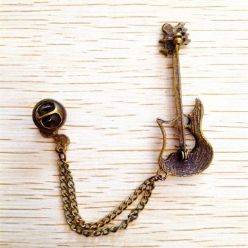Manuel Raymond GBV Gitar Eskitme Broş